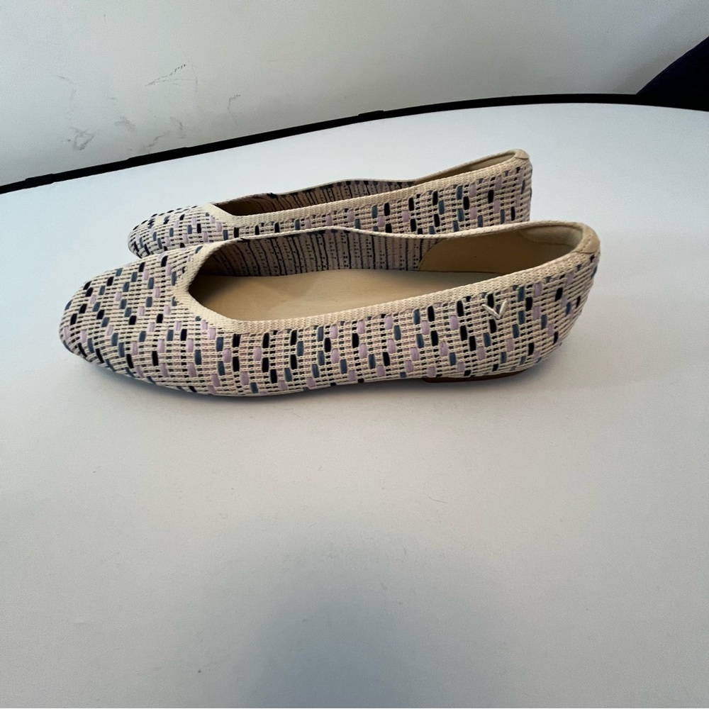 VIVAIA Women's Margot Patterned Flats Size 11 - Picture 4 of 6